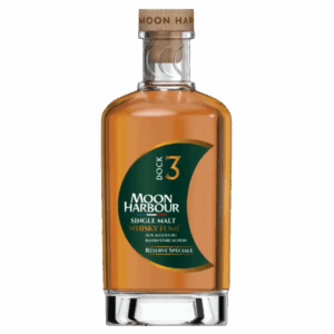 Moon Harbour Dock 3 Château La Louvière